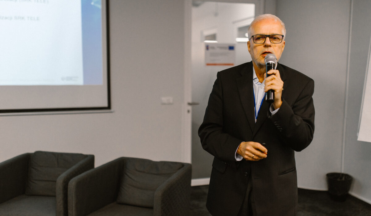 Konferencja podsumowująca prace nad aktualizacjami Sektorowej Ramy Kwalifikacji w Informatyce i Sektorowej Ramy Kwalifikacji w Telekomunikacji (SRK IT i SRK TELE); 26 lutego 2026 r.