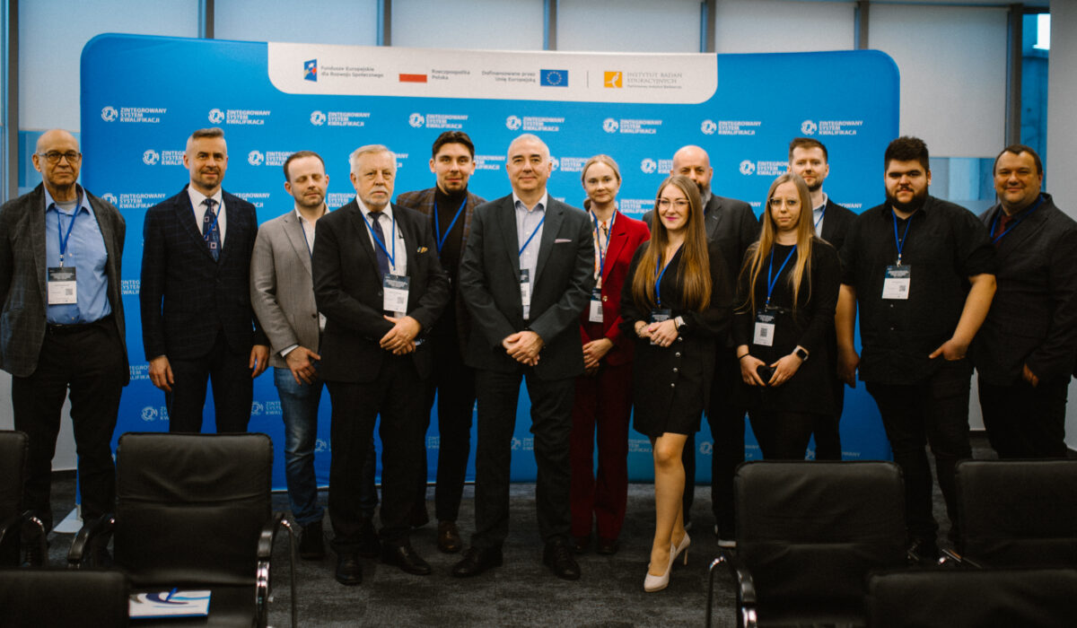 Konferencja podsumowująca prace nad aktualizacjami Sektorowej Ramy Kwalifikacji w Informatyce i Sektorowej Ramy Kwalifikacji w Telekomunikacji (SRK IT i SRK TELE); 26 lutego 2026 r.