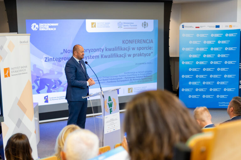 Konferencja "Nowe horyzonty kwalifikacji w sporcie: Zintegrowany System Kwalifikacji w praktyce" - 24 czerwca 2025 r., Aula AWF Warszawa