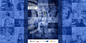 Grafika cyfrowa stanowiąca okładkę wydania 1/2026 „Kwartalnik ZSK”. Tło okładki to gęsta mozaika monochromatycznych zdjęć portretowych przedstawiających osoby w różnym wieku i różnych profesjach (m.in. kucharz, pracownik biurowy, rzemieślnik, naukowiec). Całość utrzymana jest w chłodnej, niebieskiej tonacji. W centralnej części nałożono duży, pionowy napis „ZSK” wykonany cienkim, białym konturem. W lewym górnym rogu znajduje się biały moduł z logo Zintegrowanego Systemu Kwalifikacji oraz oznaczeniem numeru i roku: „1 / 2026”. Obok, wzdłuż górnej krawędzi, widnieje napis „KWARTALNIK”. Na dole strony umieszczono biały pasek z logo Funduszy Europejskich dla Rozwoju Społecznego, flagą Rzeczypospolitej Polskiej i flagą Unii Europejskiej z dopiskiem o dofinansowaniu oraz logotyp Instytutu Badań Edukacyjnych - Państwowego Instytutu Badawczego. Tło banneru stanowi powiększona ta sama mozaika, co użyta na okładce.